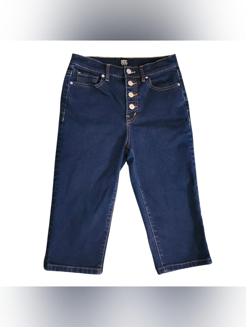 BDG Urban Outfitters Size 28 Capris NWOT